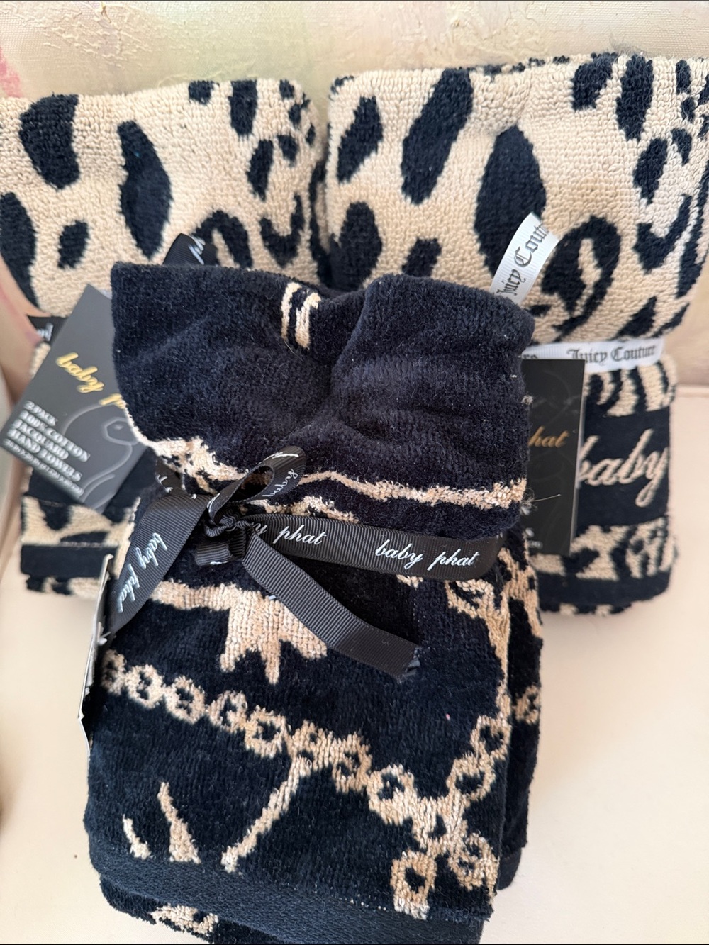 Juicy Couture Baby Phst Hand Towels Get all three sets of 2each